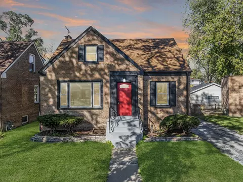 264 E 142nd Pl, Dolton, IL 60419