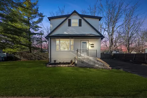 3748 Emerald Ave, Steger, IL 60475
