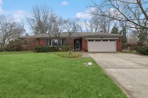 207 W Kenilworth Ave, Prospect Heights, IL 60070