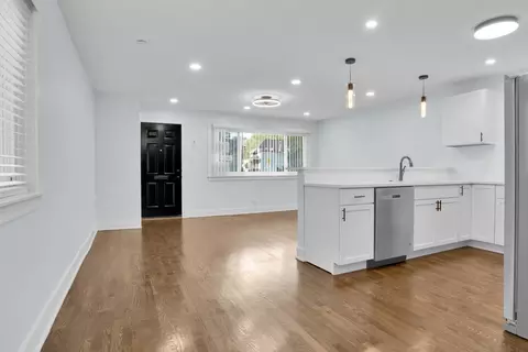 1235 E 71st St, Chicago, IL 60619 photo 3