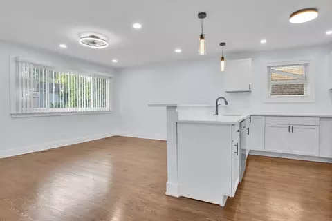 1235 E 71st St, Chicago, IL 60619 photo 6