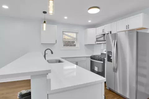 1235 E 71st St, Chicago, IL 60619 photo 10