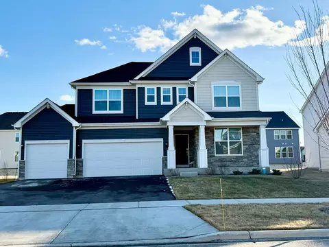 356 W Point Cir, Algonquin, IL 60102