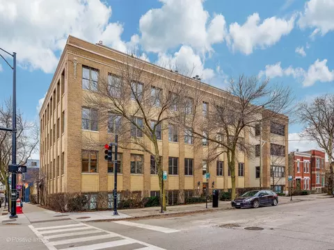 2001 W Wabansia Ave #102, Chicago, IL 60647