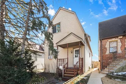 9405 Congress Park Ave, Brookfield, IL 60513
