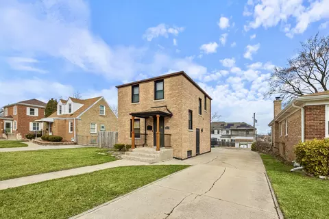 Exterior - 5824 Prospect Ave, Berkeley, IL 60163 photo 3 of 8