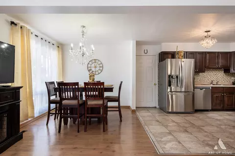 2108 Webster Ln, Des Plaines, IL 60016 photo 9