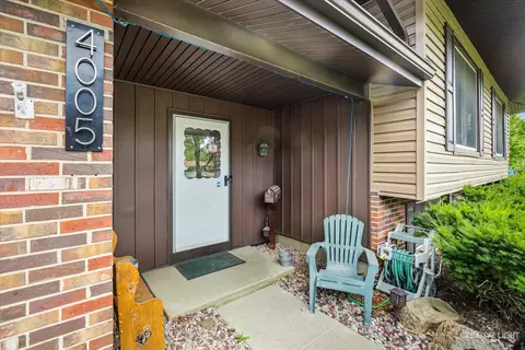 Exterior - 4005 Winston Dr, Hoffman Estates, IL 60192 photo 3 of 12