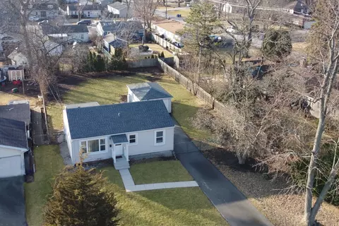 View/Area - 1110 Fischer St, Wheaton, IL 60189 photo 3 of 4
