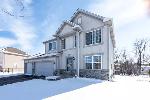 2707 W Hidden Glen Dr, Waukegan, IL 60085