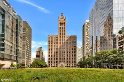 680 N Lake Shore Dr #1208, Chicago, IL 60611
