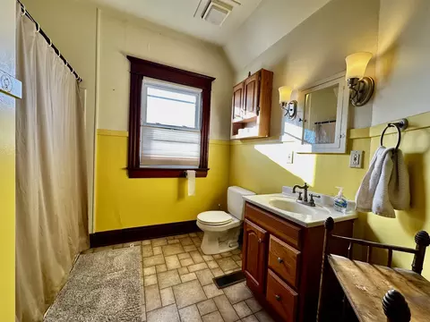 Bath - 513 N Jackson St, Clinton, IL 61727 photo 2 of 2
