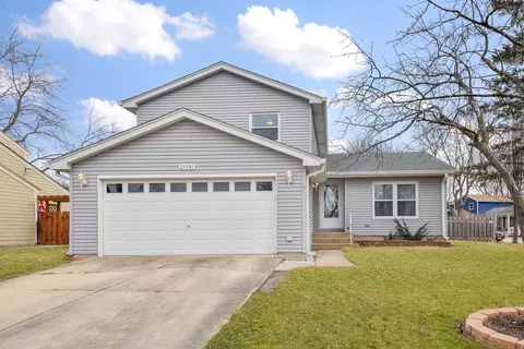 2 S581 Cynthia Dr, Warrenville, IL 60555