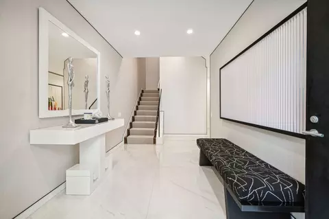 Entry Way - 1017 N Dearborn St, Chicago, IL 60610 photo 2 of 2