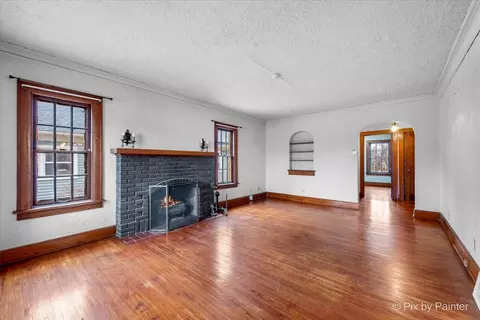 455 Oak St, Elgin, IL 60123 photo 5