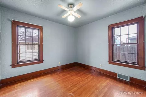 455 Oak St, Elgin, IL 60123 photo 13