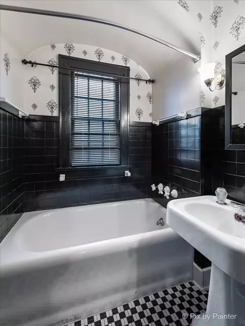 455 Oak St, Elgin, IL 60123 photo 16