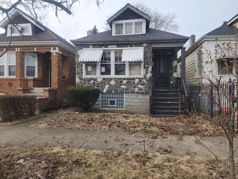 7132 S Wood St, Chicago, IL 60636
