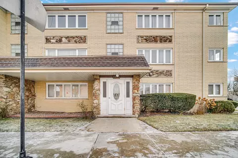 6555 W Belmont Ave #3C, Chicago, IL 60634