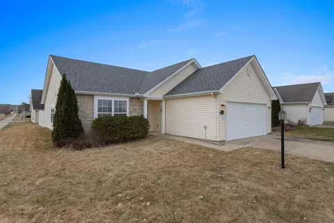 501 Bardeen Ln, Champaign, IL 61822