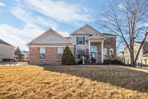 Exterior - 580 Brookside Ave, Algonquin, IL 60102 photo 2 of 5