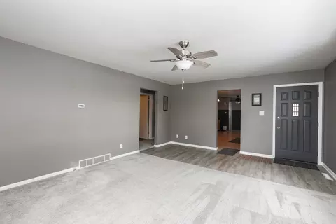 3869 E 5000n Rd, Bourbonnais, IL 60914 photo 9