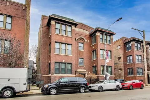 2354 W Wilson Ave #2W, Chicago, IL 60625