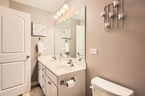 Bath - 16953 S Callie Dr, Plainfield, IL 60586 photo 3 of 3