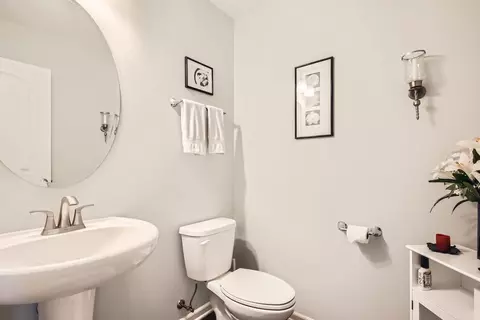 Bath - 16953 S Callie Dr, Plainfield, IL 60586 photo 1 of 3