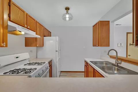 Kitchen - 1849 Mappold Way #1849, Joliet, IL 60435 photo 1 of 5