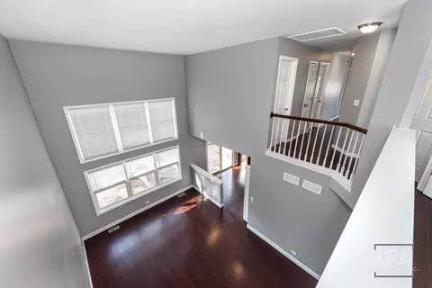Entry Way - 1801 Olde Mill Rd, Plainfield, IL 60586 photo 4 of 4