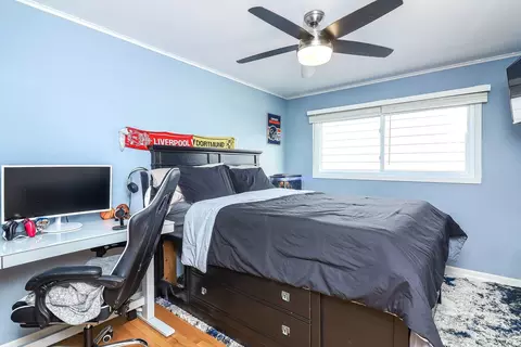 Bedroom - 1112 Elm St, Wheaton, IL 60189 photo 3 of 3