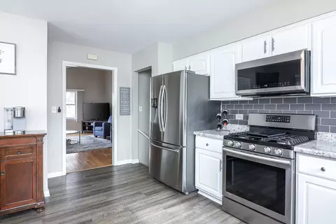 Kitchen - 1112 Elm St, Wheaton, IL 60189 photo 2 of 2