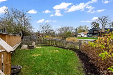 1316 N Millstream Dr, Mchenry, IL 60050 photo 32