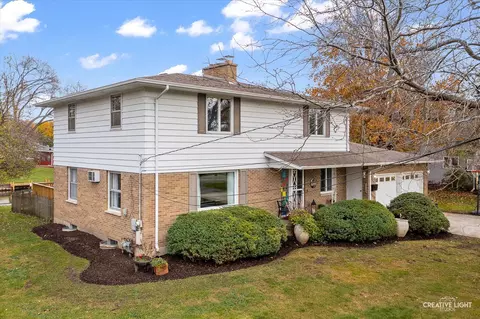 1316 N Millstream Dr, Mchenry, IL 60050 photo 3