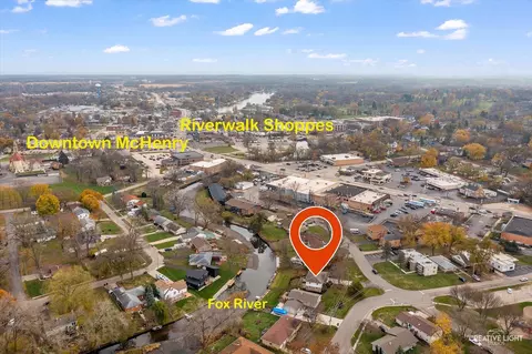 1316 N Millstream Dr, Mchenry, IL 60050 photo 36