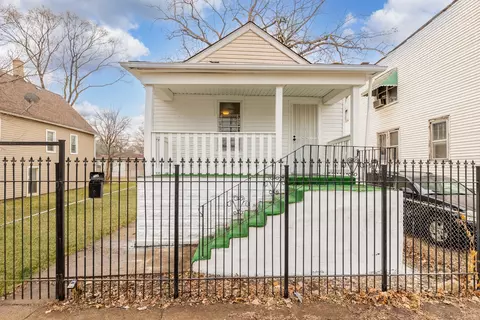 11930 S Calumet Ave, Chicago, IL 60628