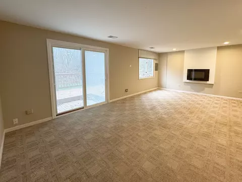 5 White Oak Ln, Elgin, IL 60123 photo 28