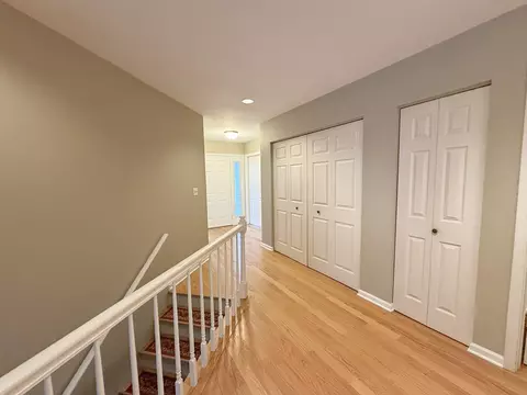 5 White Oak Ln, Elgin, IL 60123 photo 6