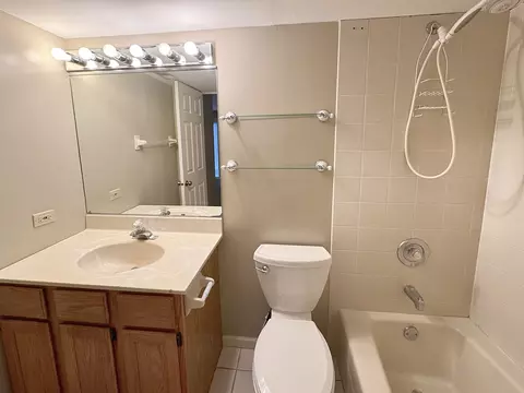 5 White Oak Ln, Elgin, IL 60123 photo 33
