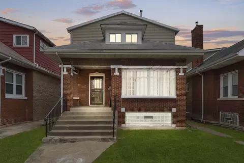 10239 S Yale Ave, Chicago, IL 60628