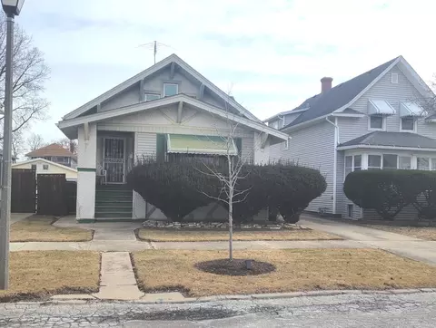 611 S 3rd Ave, Maywood, IL 60153