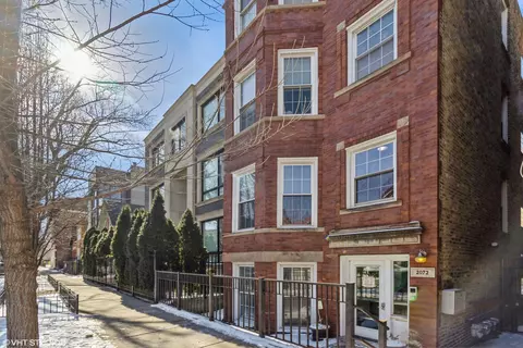 2072 N Leavitt St #1, Chicago, IL 60647