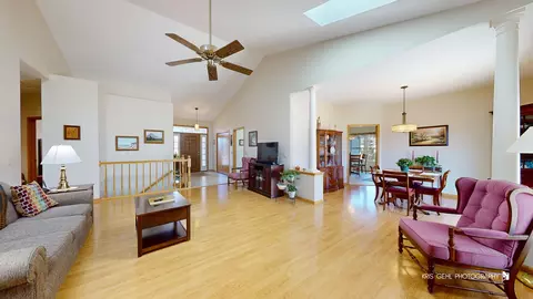 10912 E Riviera Dr, Spring Grove, IL 60081 photo 4