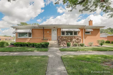 1501 Raymond Ave, La Grange Park, IL 60526