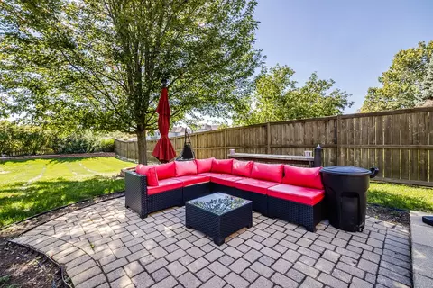 Exterior - 529 E Armitage Ave, Addison, IL 60101 photo 4 of 10