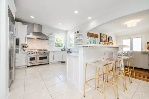 Kitchen - 529 E Armitage Ave, Addison, IL 60101 photo 3 of 6