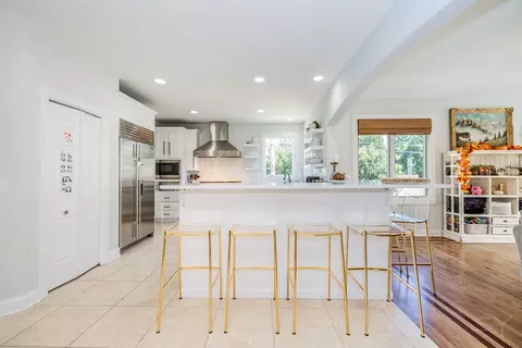 Kitchen - 529 E Armitage Ave, Addison, IL 60101 photo 2 of 6