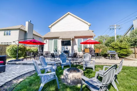 Exterior - 529 E Armitage Ave, Addison, IL 60101 photo 8 of 10