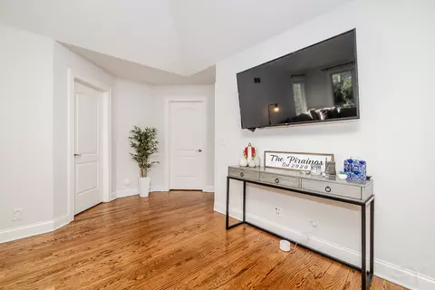 Entry Way - 529 E Armitage Ave, Addison, IL 60101 photo 5 of 5